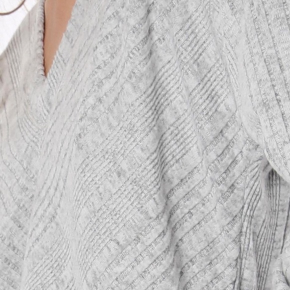 hello nite Heather Gray Knit Sweater Top NWT - Picture 3 of 11